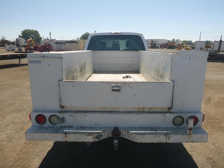 2011-ford-f350-image-6