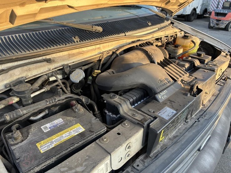 2003-ford-e350-sd-image-16