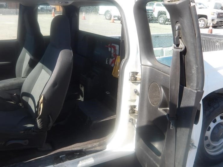 2009-chevrolet-colorado-image-14