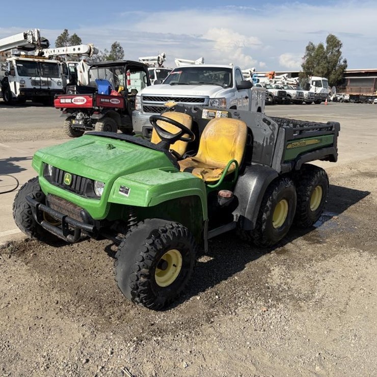 2010 JOHN DEERE GATOR