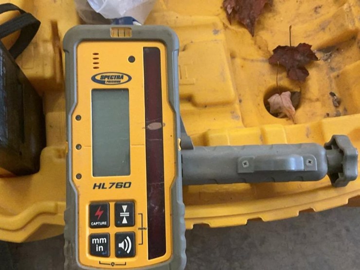 #518-•-trimble-laser-leveling-system-image-9