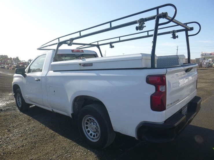 2019-chevrolet-1500-image-4