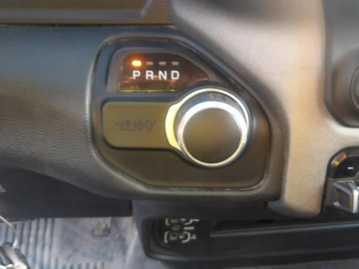 2019-dodge-ram-2500-image-26