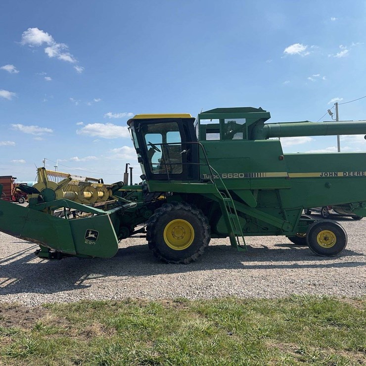 JOHN DEERE 6620