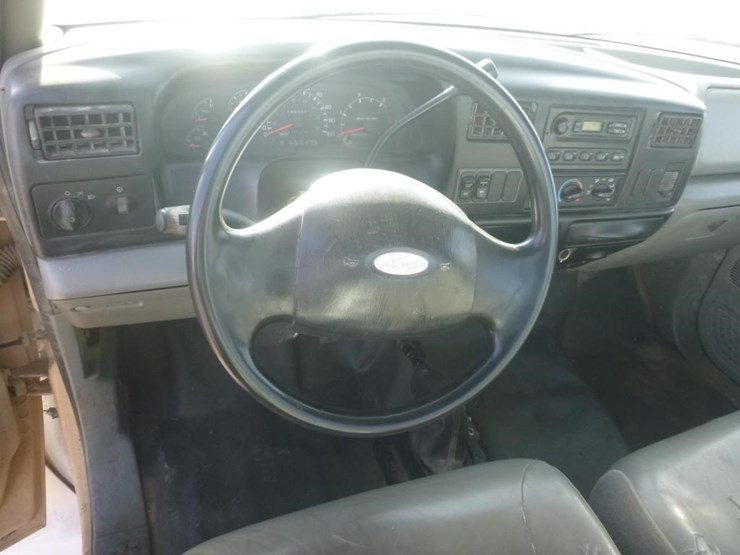 2007-ford-f650-image-11