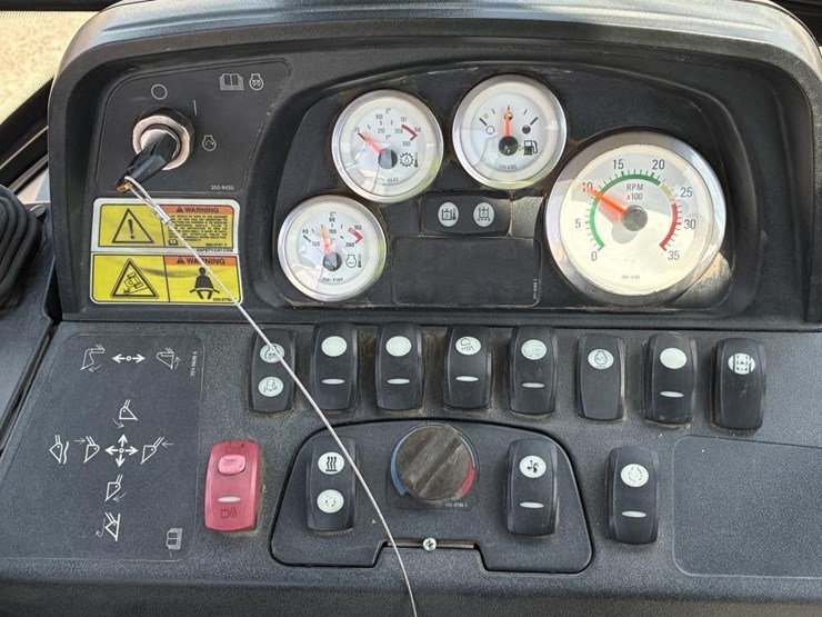 2008-caterpillar-420e-image-32