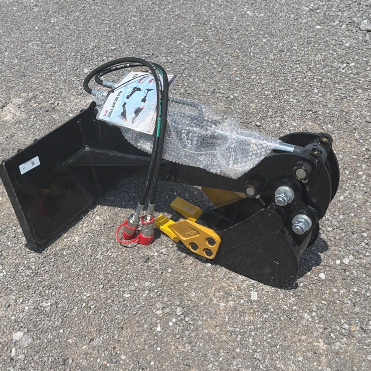 #21 • BACKHOE ATTACH