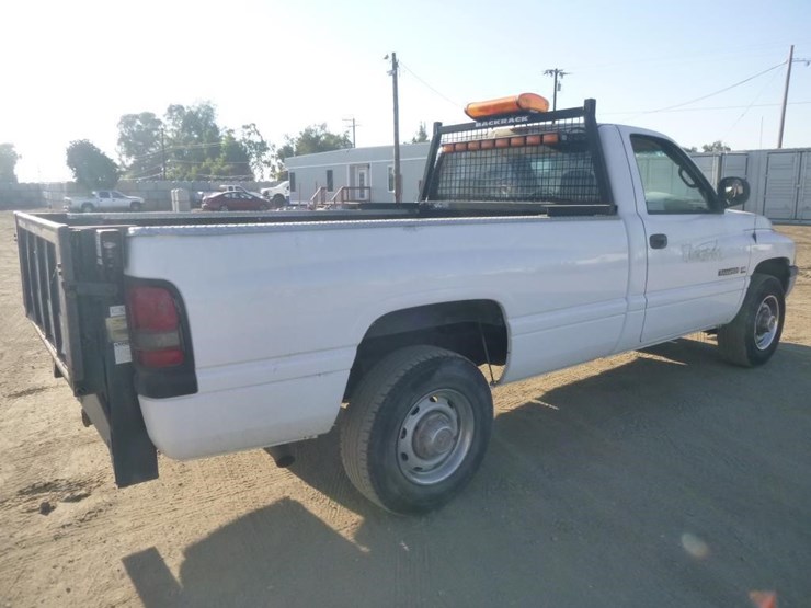 2001-dodge-ram-2500-image-4
