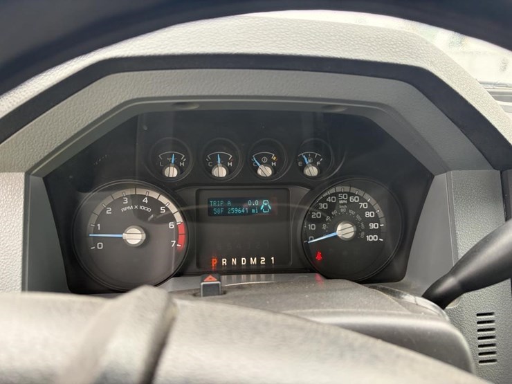 2012-ford-f350-image-13