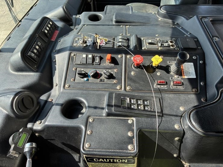 2011-autocar-xpeditor-image-28