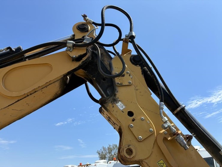 2008-caterpillar-420e-image-15