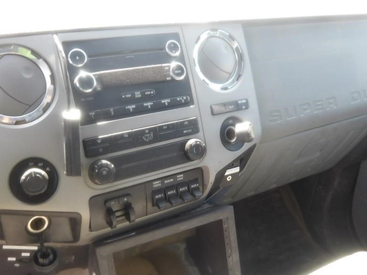 2015-ford-f450-image-24