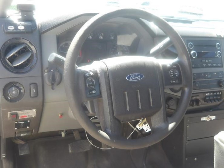 2012-ford-f450-image-24