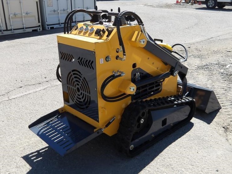 2026-zjz-380-skid-steer-track-loader-image-3