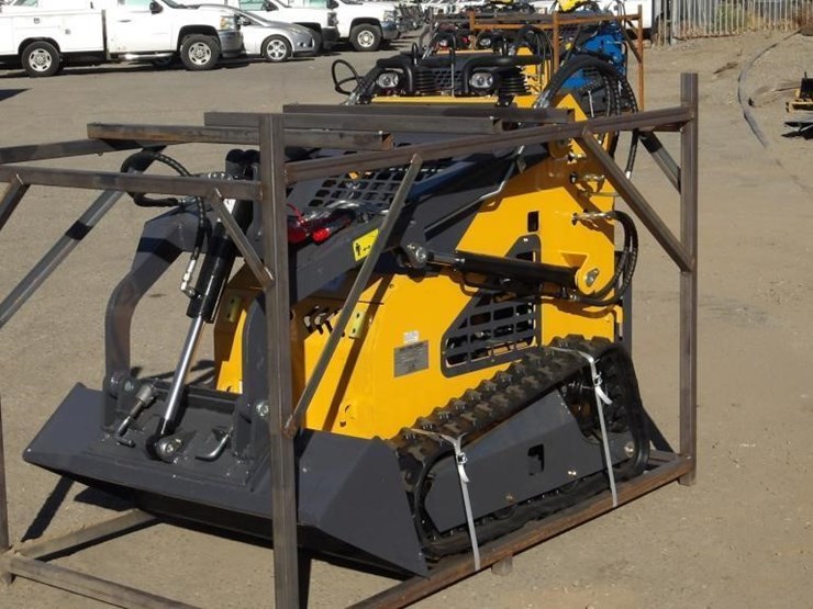 2026-zjz-380-skid-steer-track-loader-image-1