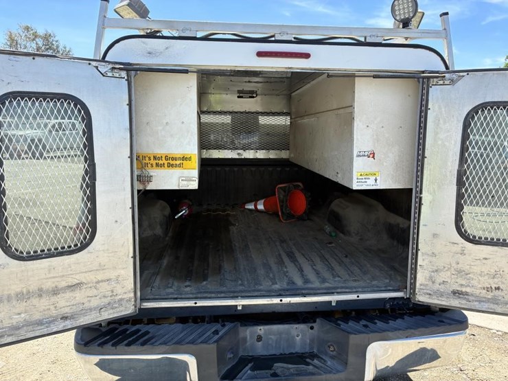 2011-ford-f350-image-12