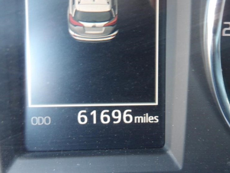 2016-toyota-rav4-image-18