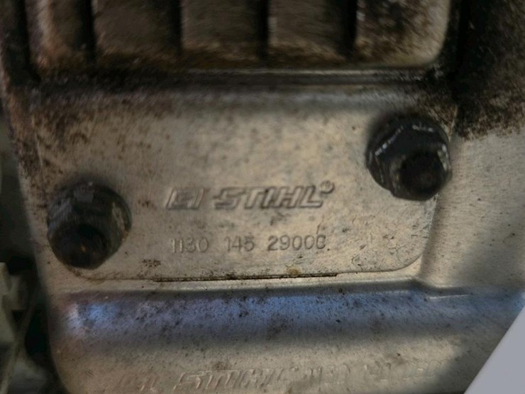 #100-•-stihl-ms-180-chainsaw-image-9