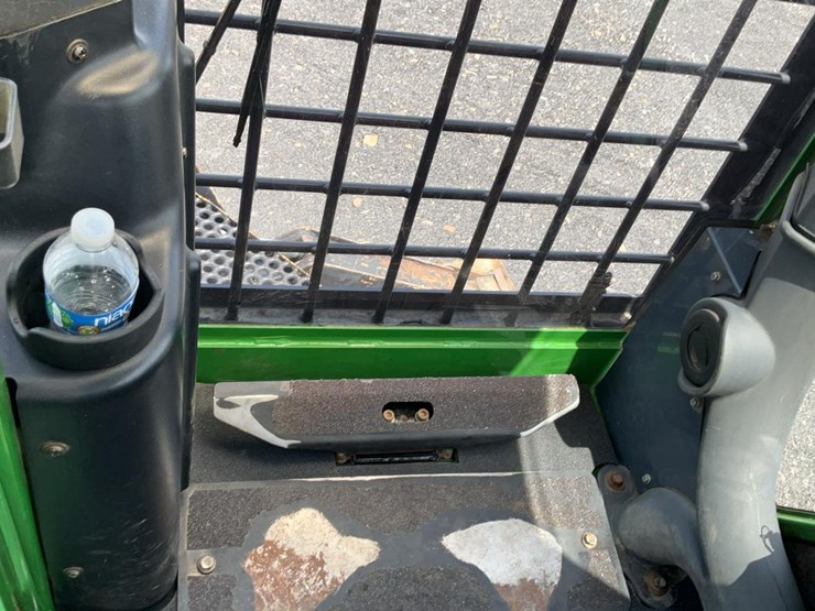2015-deere-437d-image-24