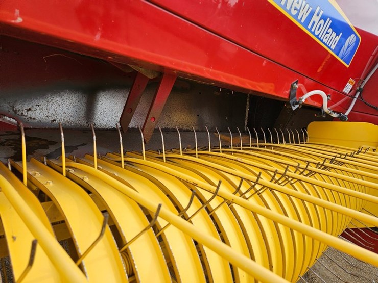 new-holland-bc5070-image-16