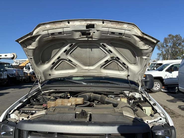 2004-ford-f250-image-12