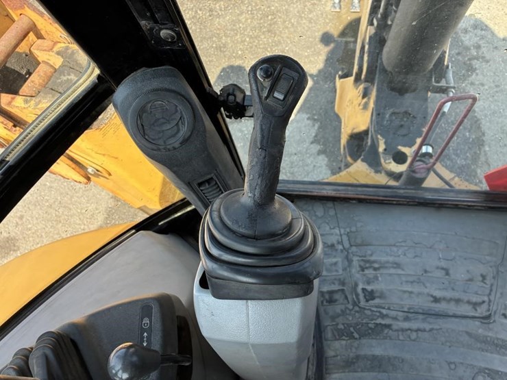 2007-caterpillar-430e-image-32