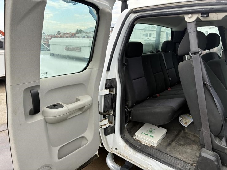 2012-gmc-sierra-2500hd-image-16