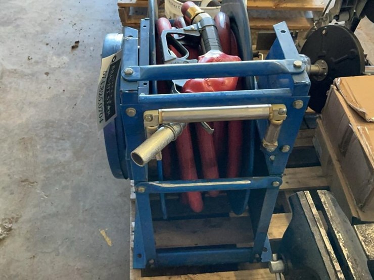 #509-•-hose-reel-with-hose-image-3