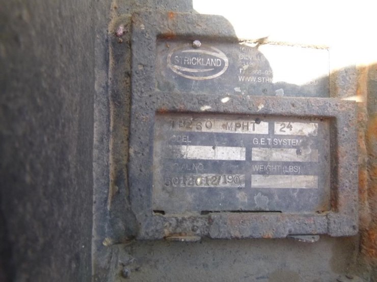 2024-takeuchi-tb257fr-image-33