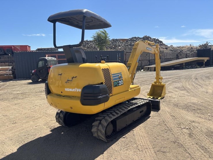 komatsu-pc20-7e-image-3