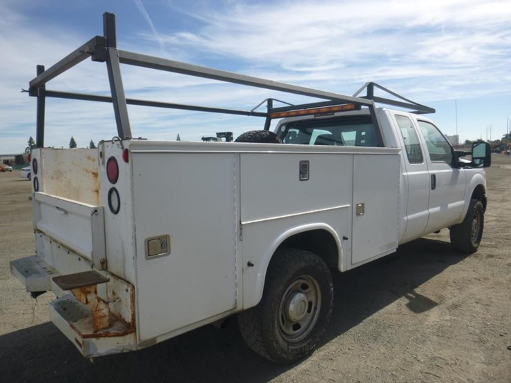 2011-ford-f350-image-3