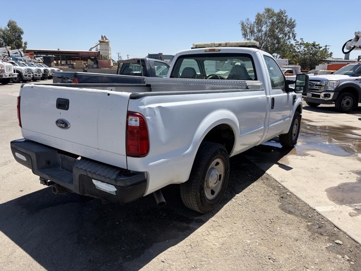2008-ford-f250-image-3