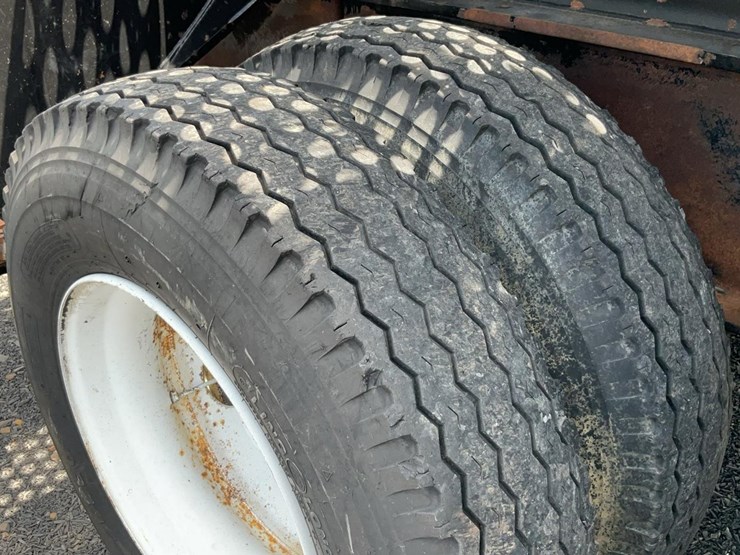 2015-deere-437d-image-81