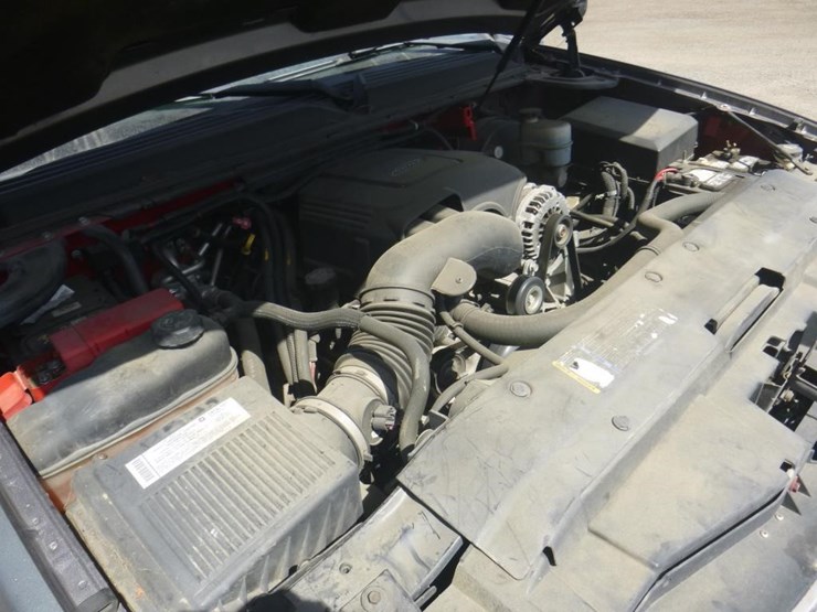 2007-chevrolet-tahoe-image-11
