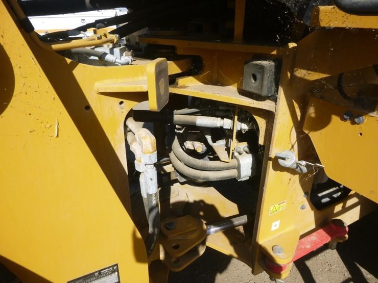 2022-caterpillar-930m-image-22