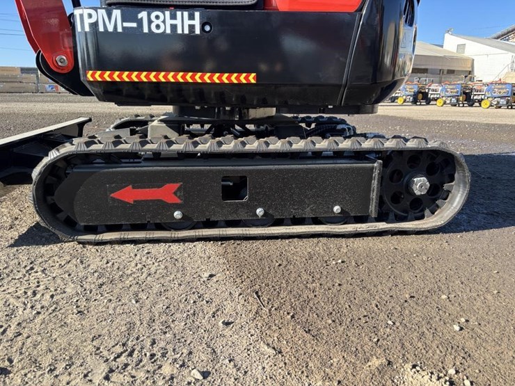 2026-tpm-18hh-hydraulic-excavator-image-13