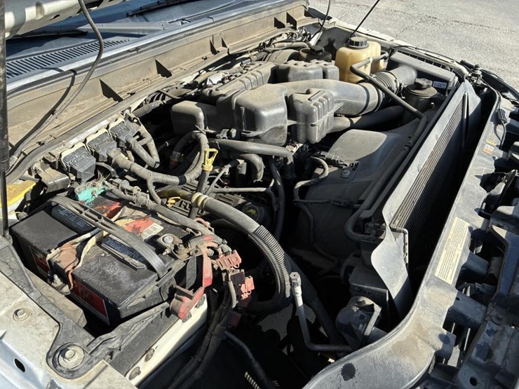 2016-ford-f350-image-8