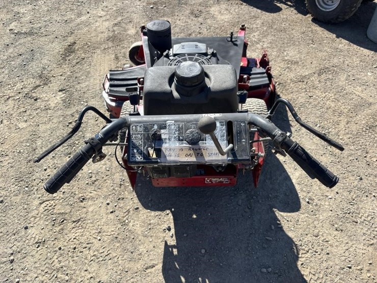 2007-toro-commerial-zero-turn-mower-image-14