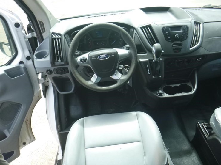 2017-ford-transit-image-9