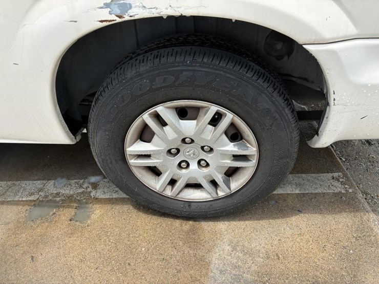 2005-dodge-grand-caravan-image-5