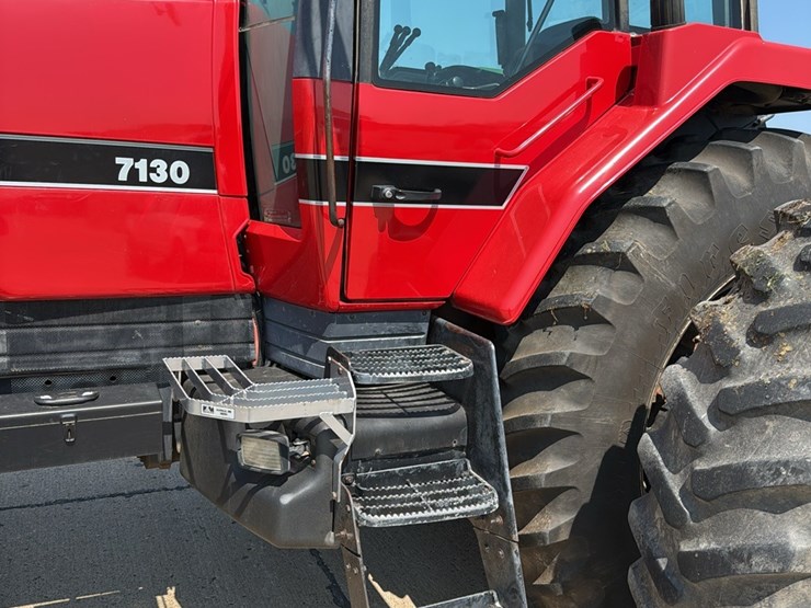 case-ih-7130-image-12