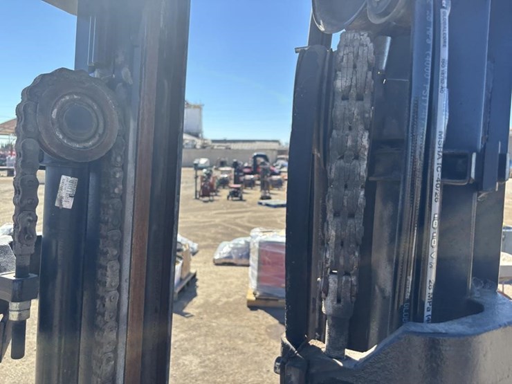 2016-caterpillar-2c6000-image-15