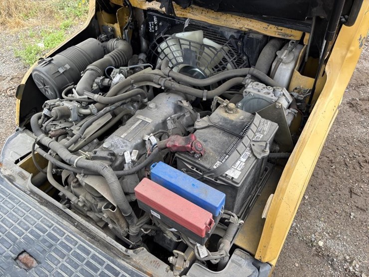 2016-caterpillar-2c6000-image-28
