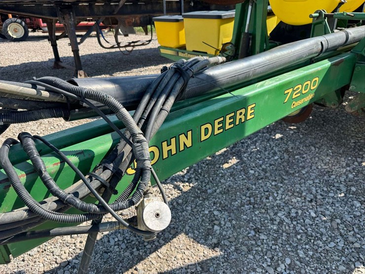 john-deere-7200-image-56