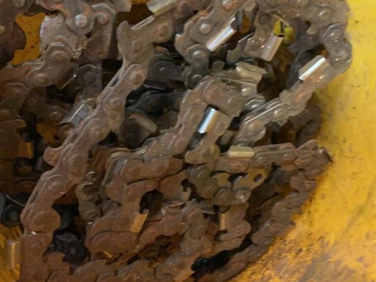#109-•-saw-chains-image-1