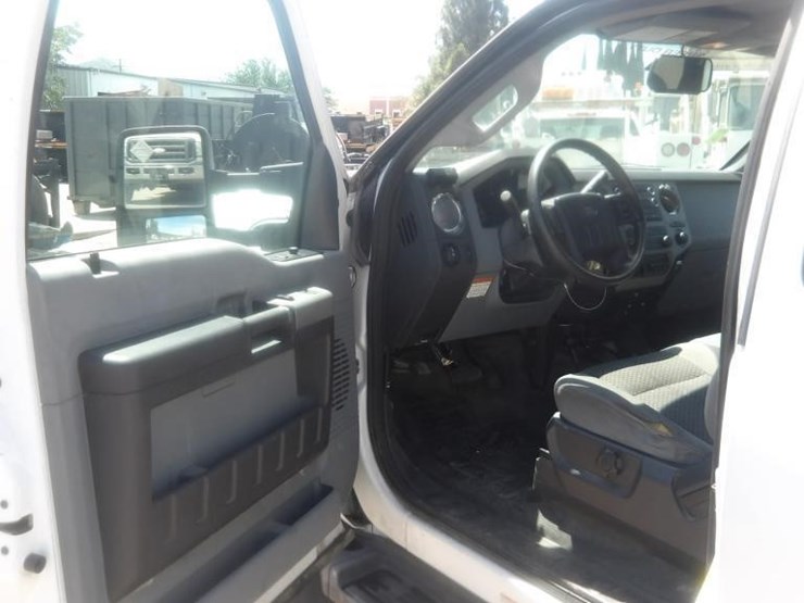2015-ford-f450-image-25