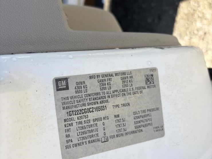 2012-gmc-sierra-2500hd-image-19