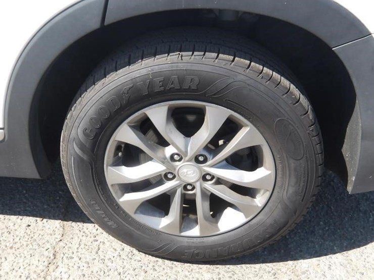 2020-hyundai-santa-fe-image-7