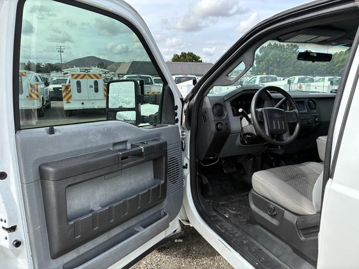 2012-ford-f250-sd-image-16