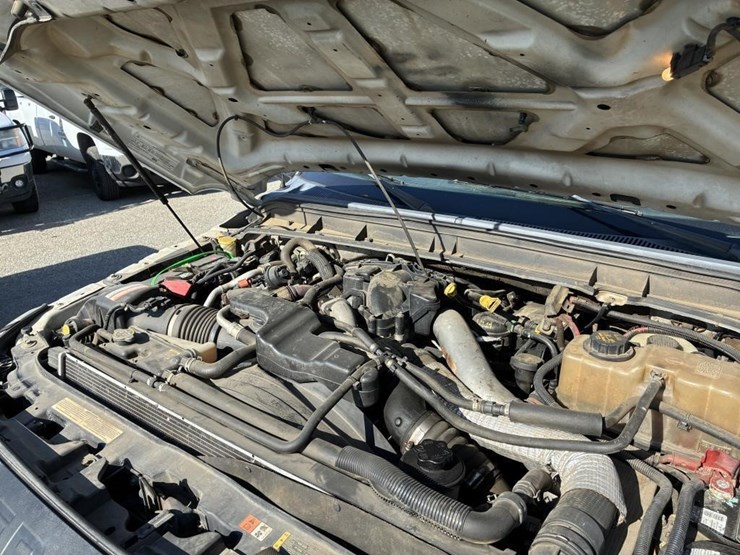 2012-ford-f550-image-6